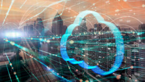 Die Cloud vor einer modernen Großstadt