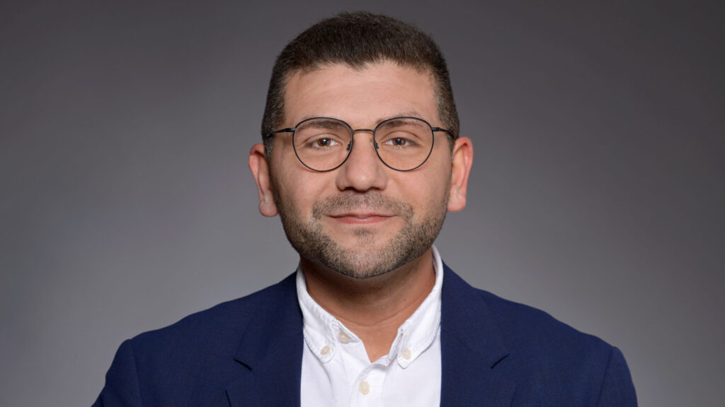 Portrait von Deniz Korkmazer